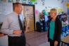 TThomas Loring, left, principal of Collins Elementary (Boone County) speaks with Carrie Skirvin, a kindergarten teacher at Grandview Elementary (Bellevue Independent), during a visit to the school to observe the Bellevue Classroom model, which incorporates the seven Thinking Strategies. The strategies are designed to get students to think about how they are learning. Photo by Bobby Ellis; Nov. 2, 2016