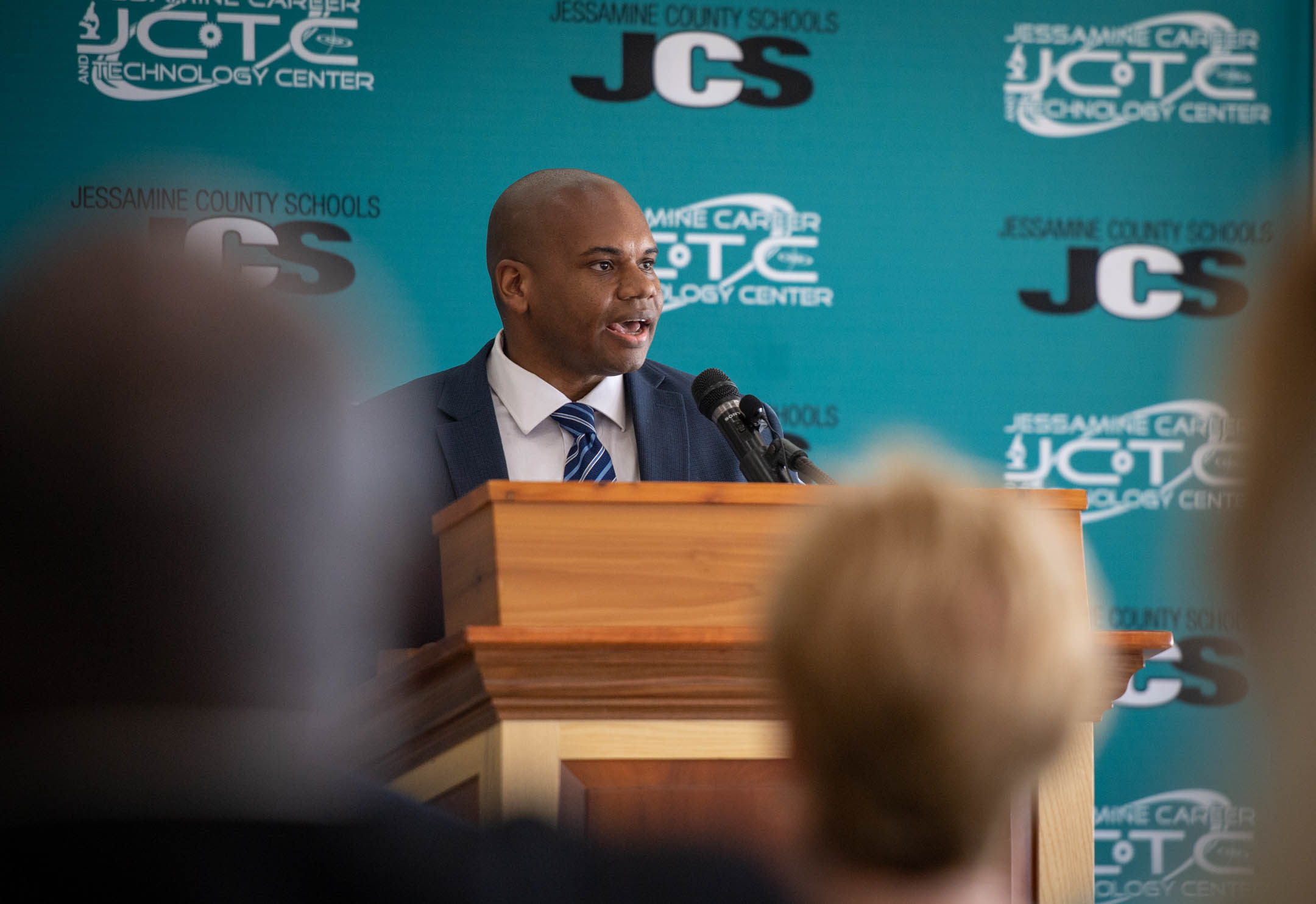 Interim Commissioner Wayne Lewis gives his State of Education in the Commonwealth address at the Jessamine County Career and Technical Center. Lewis said that Kentucky must get better at preparing students for the future and for post-secondary education requirements. Photo by Bobby Ellis, Aug. 28, 2018