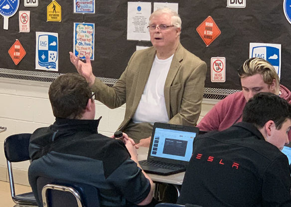 Kentucky Board of Education member Mike Bowling, a graduate of Middlesboro High School, visits his alma mater and shares his experience with students.