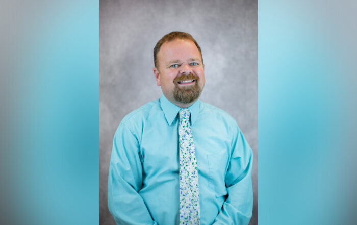 Headshot of JR Zinner