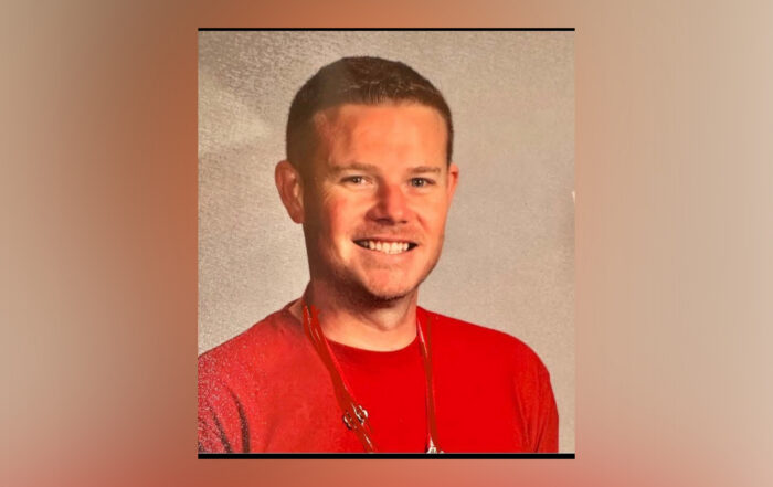 Headshot of Chris Thompson